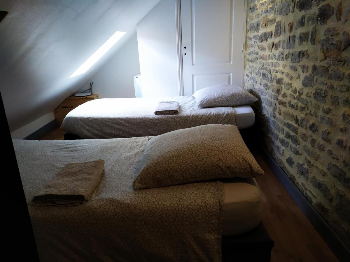 Chambre D'Hote En Famille Bayeux Luaran gambar
